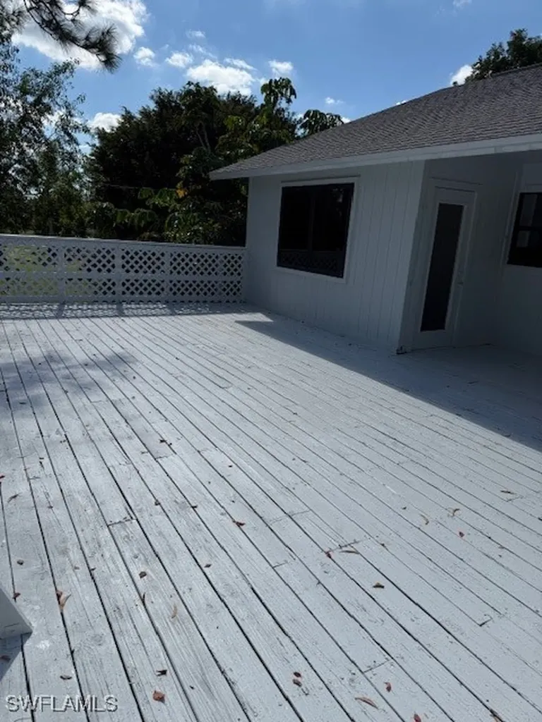 8198 Lark Lane Fort Myers FL 33967