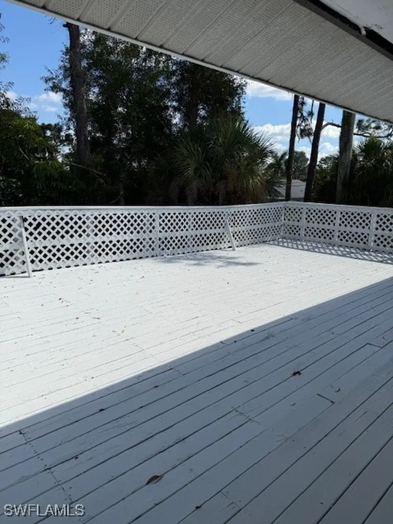 8198 Lark Lane Fort Myers FL 33967