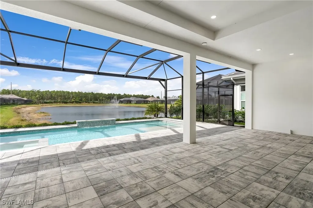 9653 Moonflower Lane Naples FL 34114