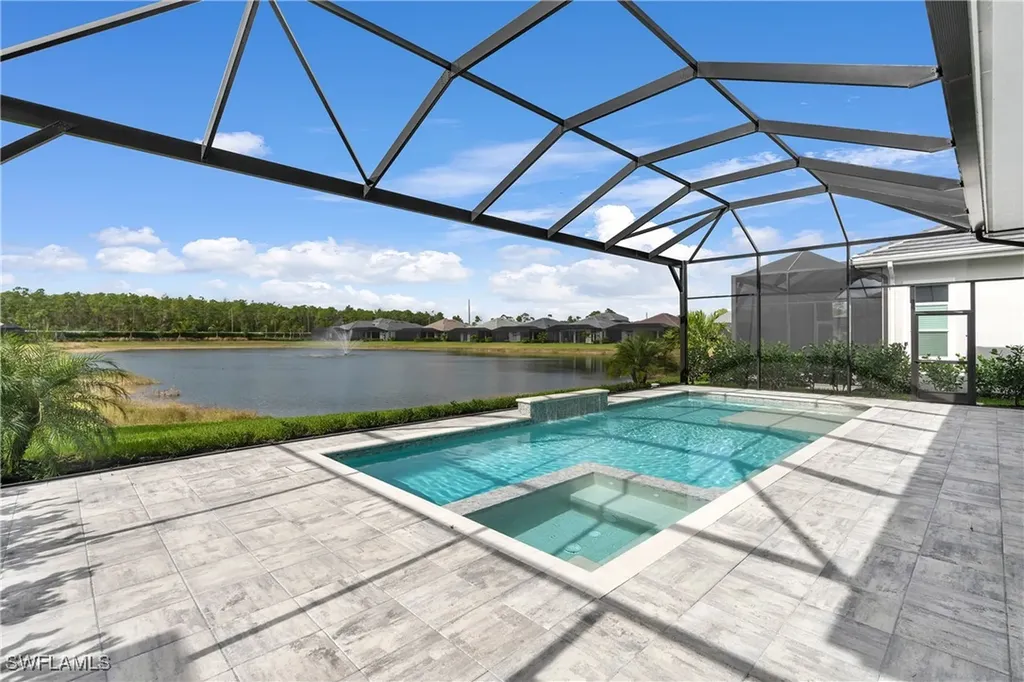 9653 Moonflower Lane Naples FL 34114