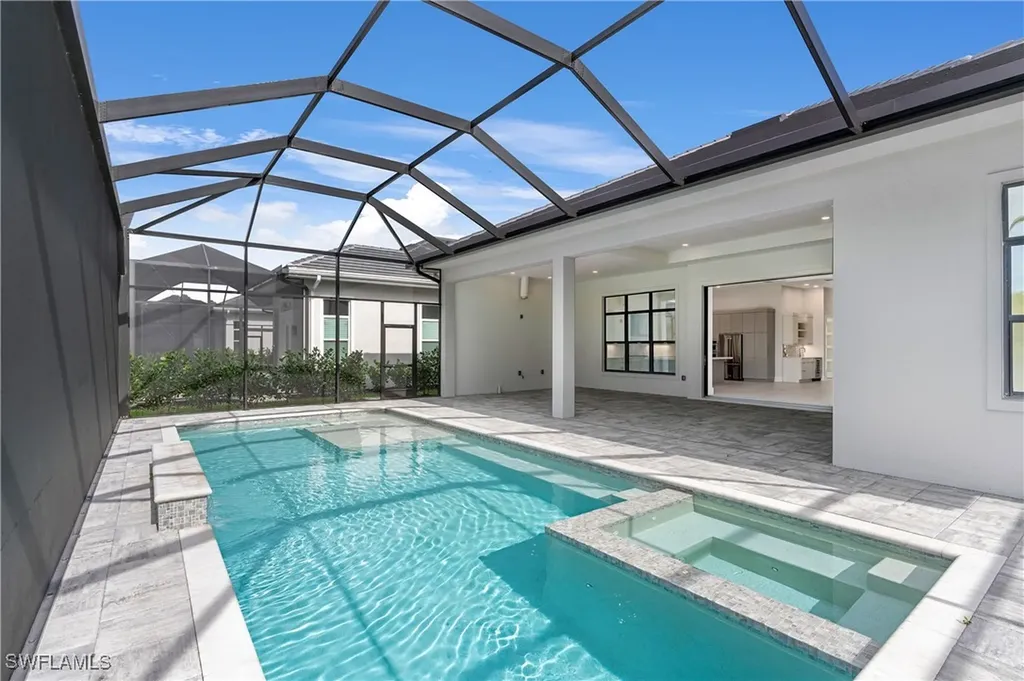 9653 Moonflower Lane Naples FL 34114