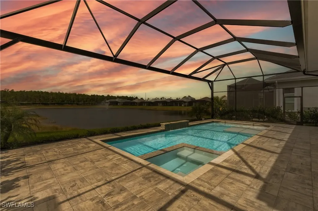 9653 Moonflower Lane Naples FL 34114