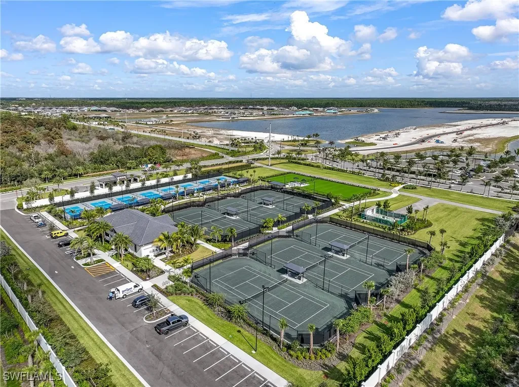 9653 Moonflower Lane Naples FL 34114