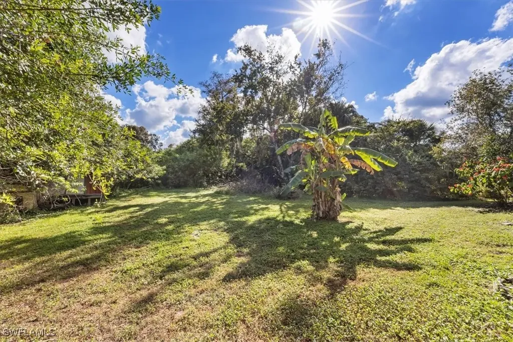 840 14th Street NE Naples FL 34120
