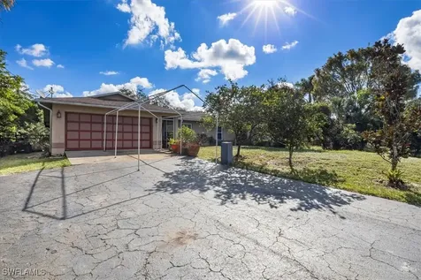 840 14TH Street NE Naples FL 34120