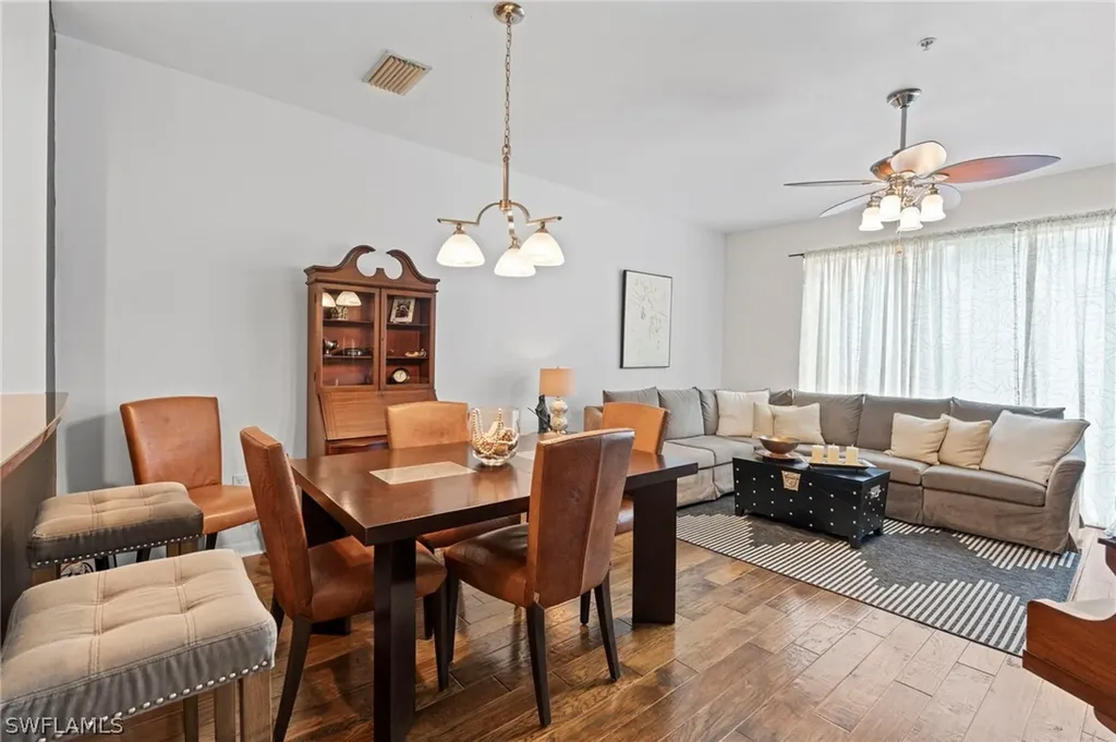 941 Hampton Circle Naples FL 34105