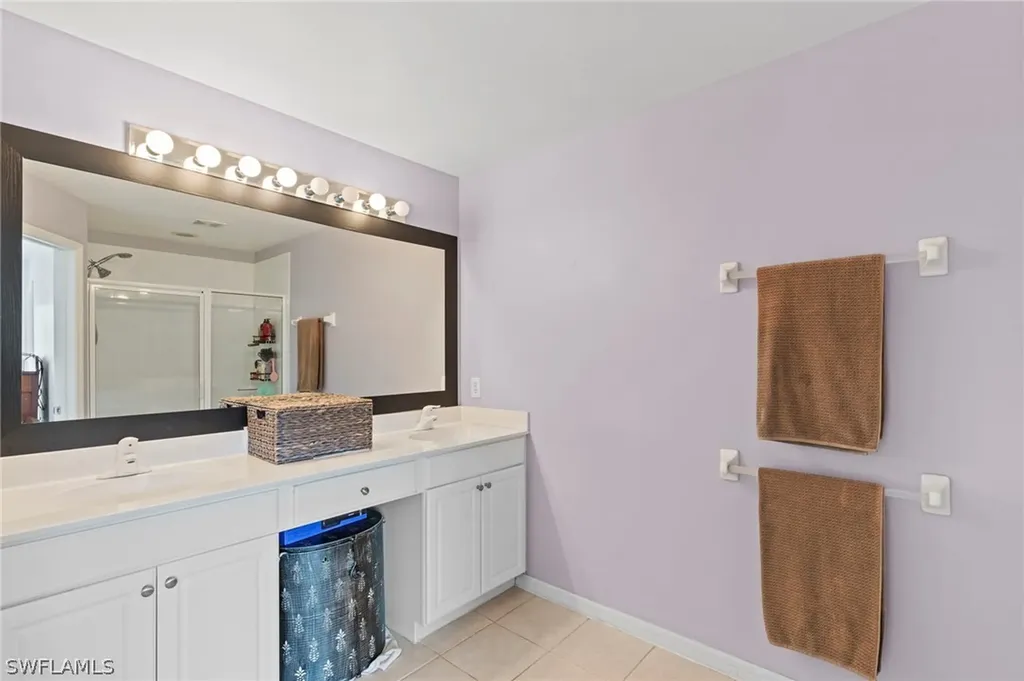 941 Hampton Circle Naples FL 34105