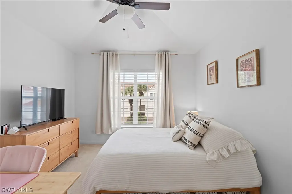 941 Hampton Circle Naples FL 34105