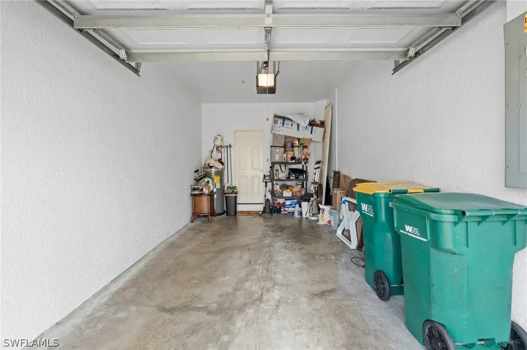 941 Hampton Circle Naples FL 34105
