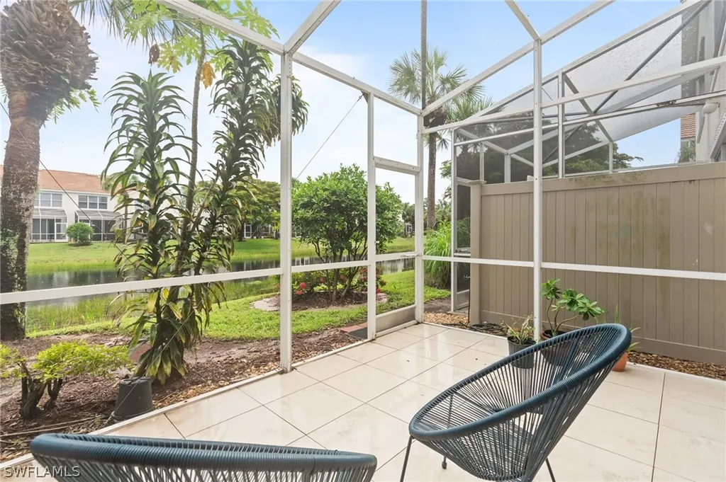 941 Hampton Circle Naples FL 34105