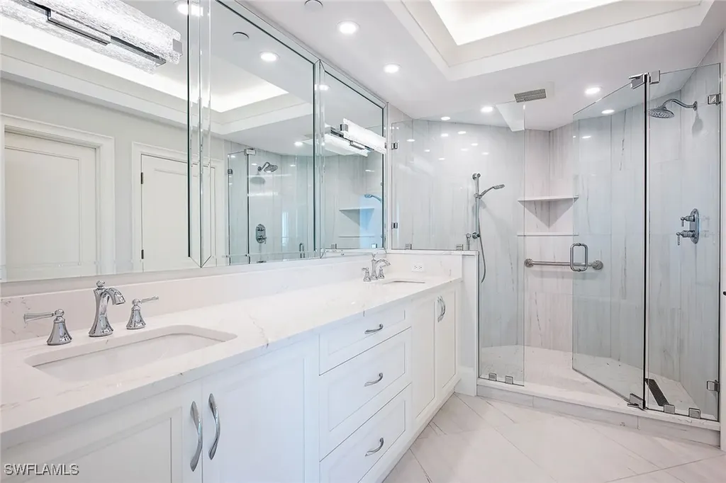 4255 Gulf Shore Boulevard N Naples FL 34103