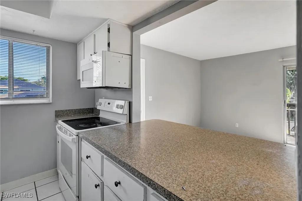 3300 Prince Edward Island Circle Fort Myers FL 33907
