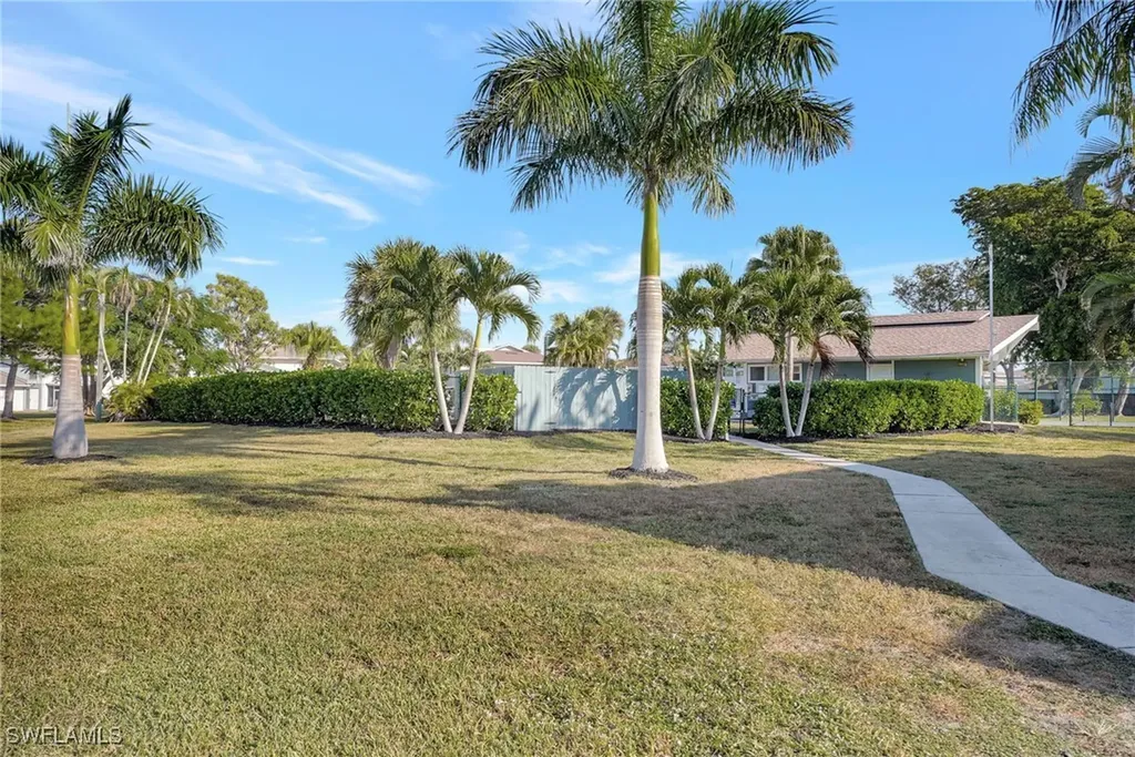 3300 Prince Edward Island Circle Fort Myers FL 33907