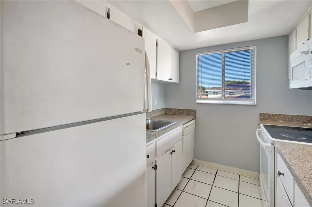 3300 Prince Edward Island Circle Fort Myers FL 33907