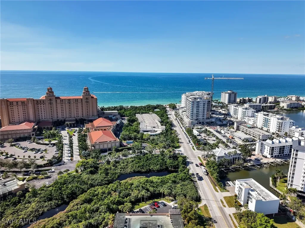 625 Beachwalk Circle Naples FL 34108