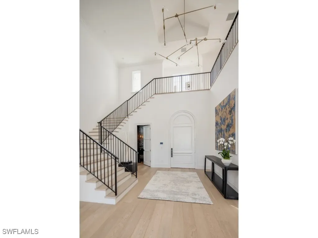 997 Spyglass Lane Naples FL 34102