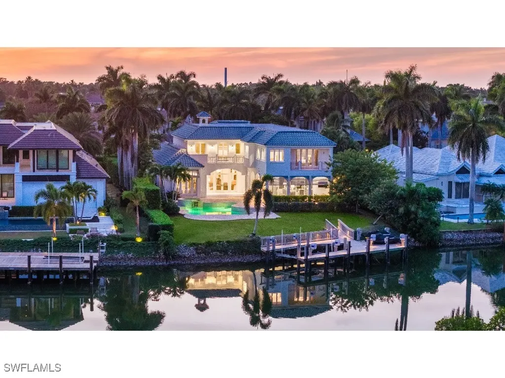997 Spyglass Lane Naples FL 34102