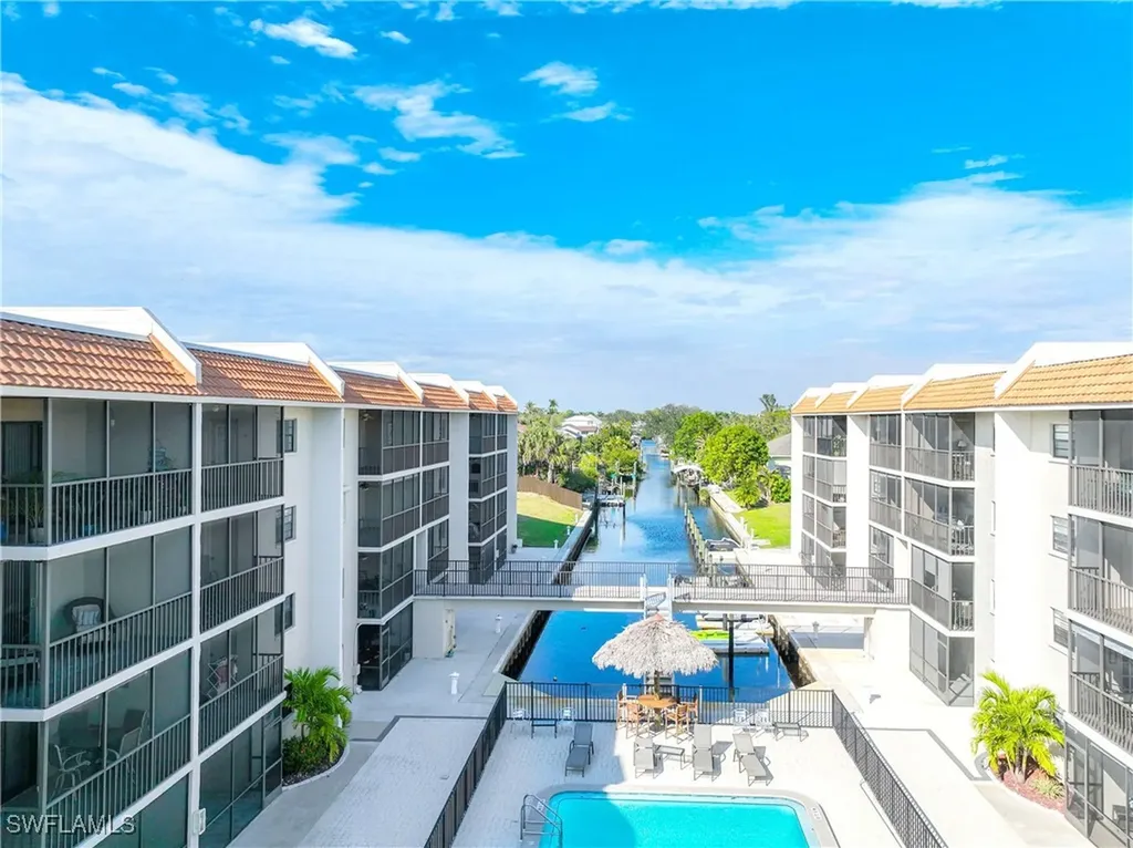 9395 Pennsylvania Avenue Bonita Springs FL 34135