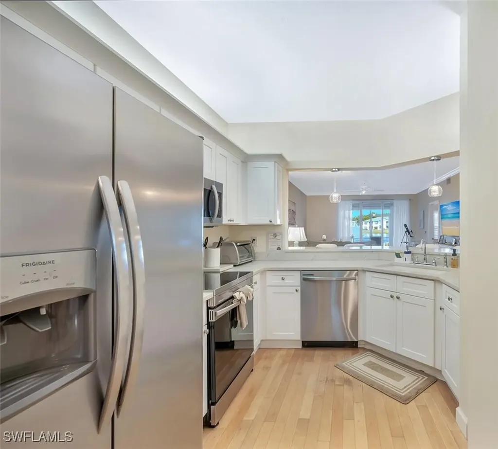 818 Tanbark Drive Naples FL 34108