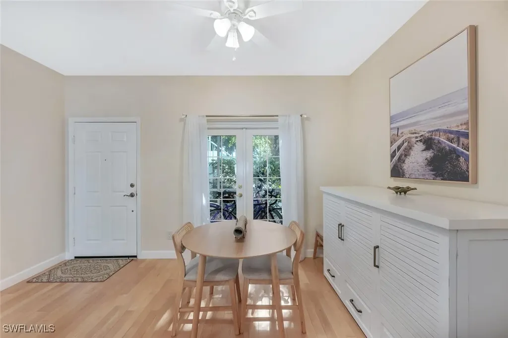 818 Tanbark Drive Naples FL 34108