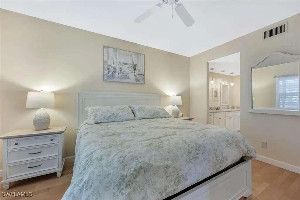 818 Tanbark Drive Naples FL 34108