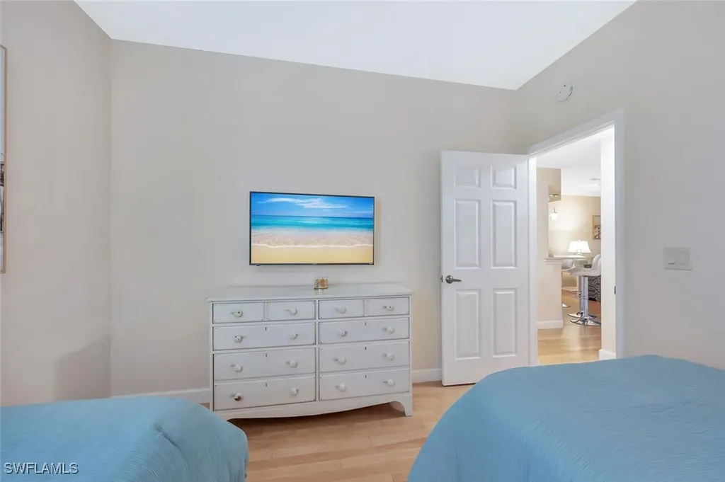 818 Tanbark Drive Naples FL 34108