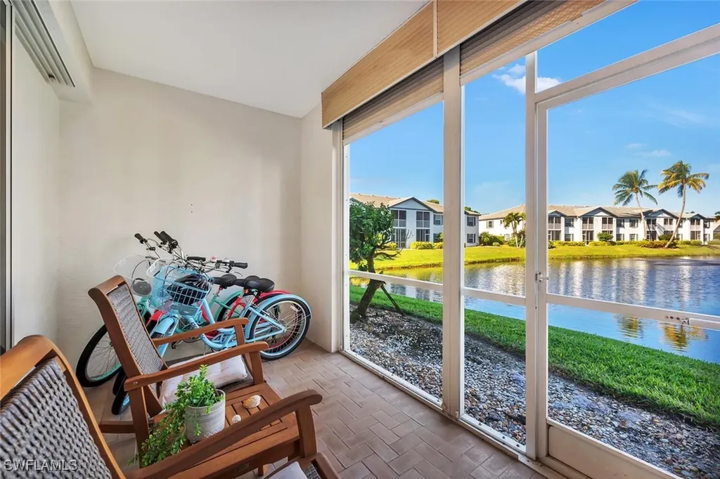 818 Tanbark Drive Naples FL 34108