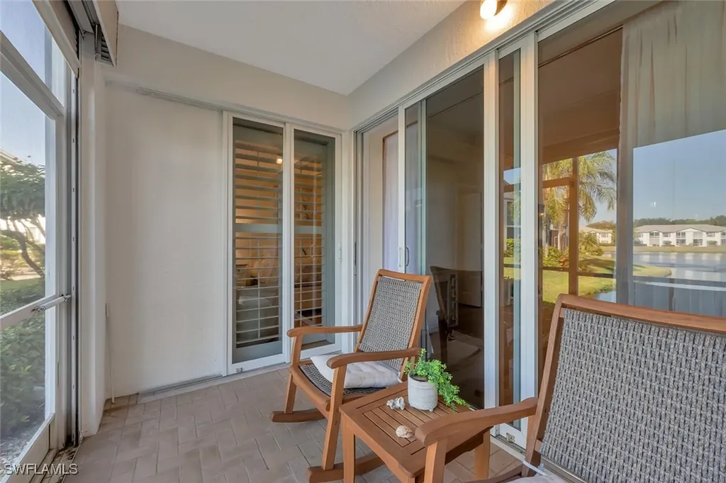 818 Tanbark Drive Naples FL 34108