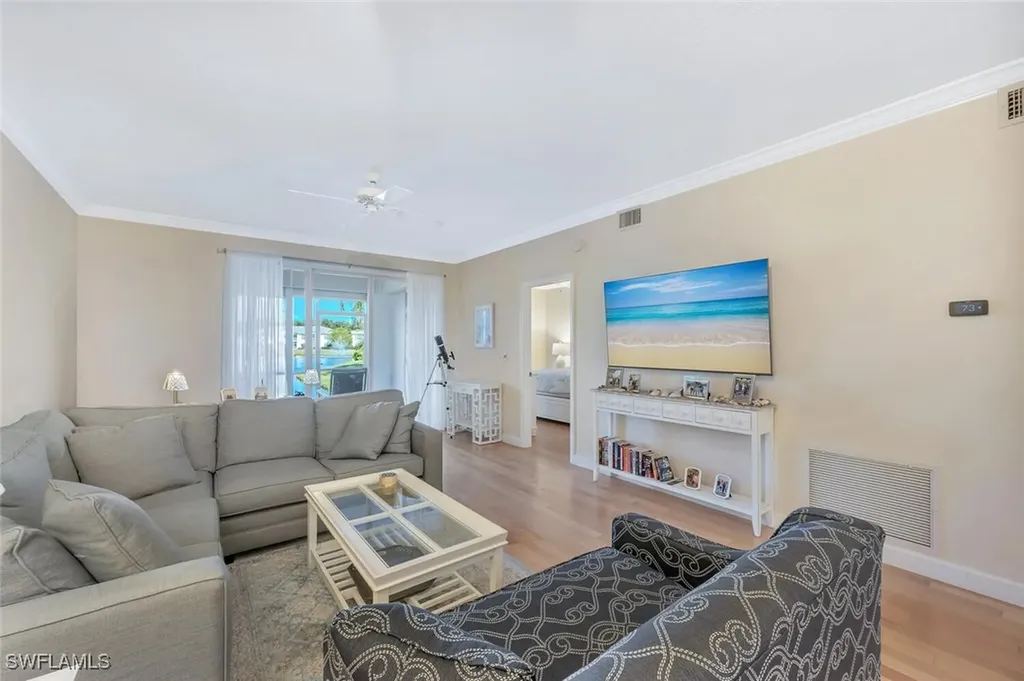 818 Tanbark Drive Naples FL 34108