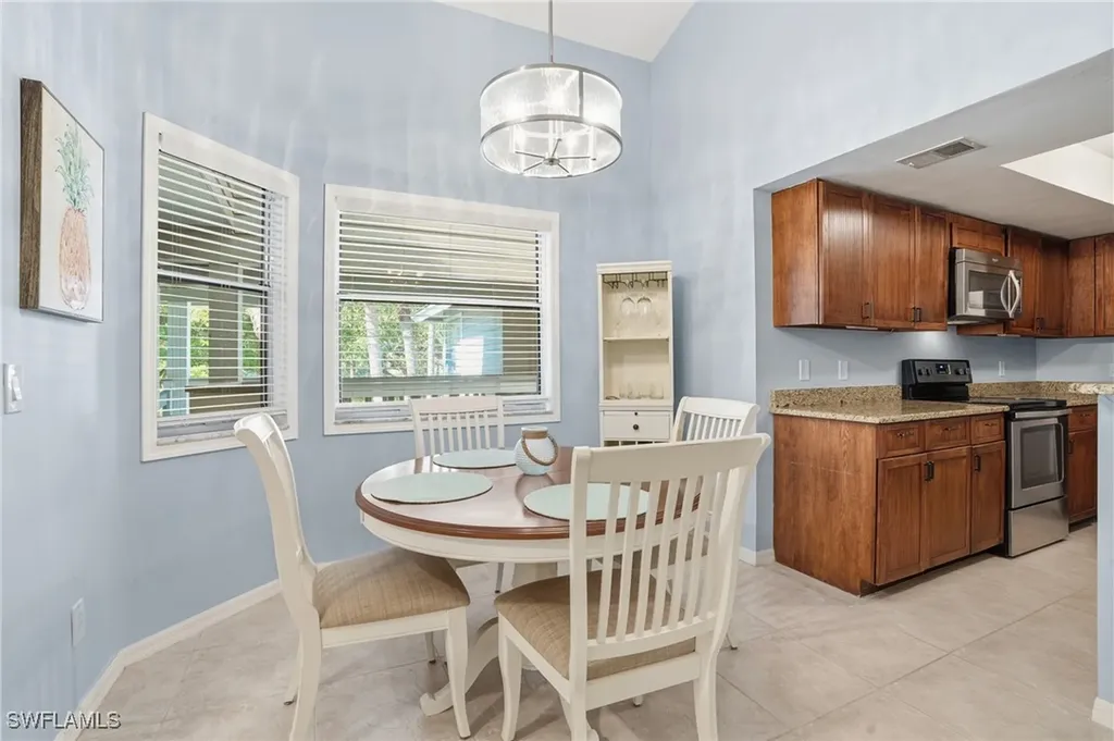622 Wiggins Bay Drive Naples FL 34110