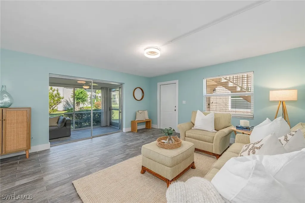 1549 Sandpiper Street Naples FL 34102
