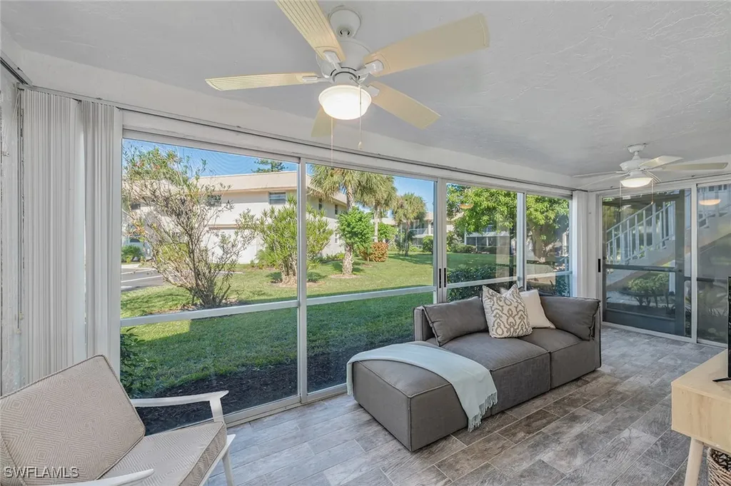 1549 Sandpiper Street Naples FL 34102