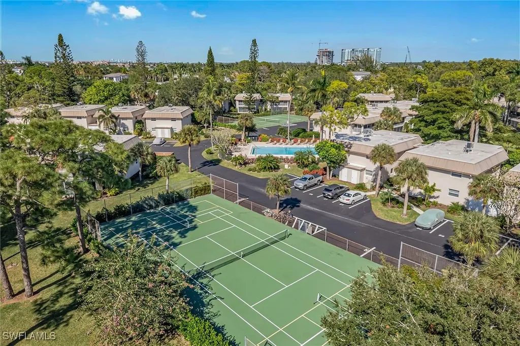 1549 Sandpiper Street Naples FL 34102