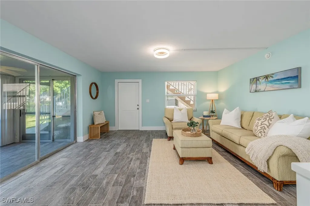 1549 Sandpiper Street Naples FL 34102