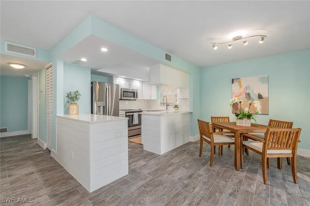 1549 Sandpiper Street Naples FL 34102