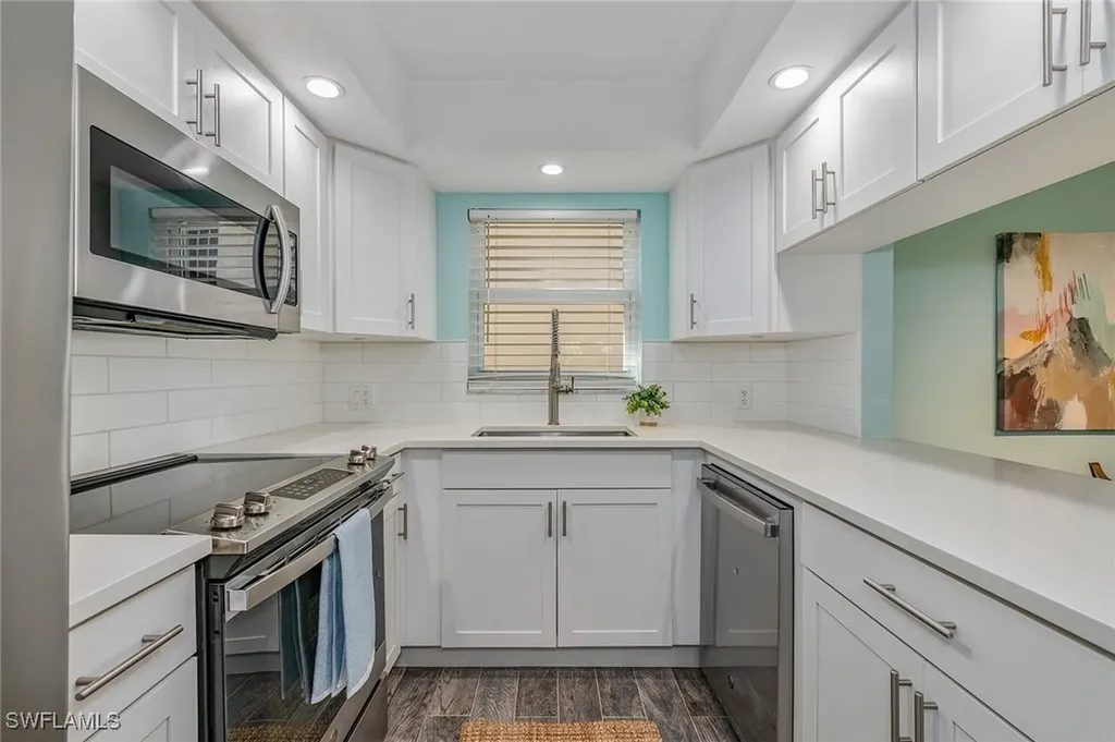 1549 Sandpiper Street Naples FL 34102