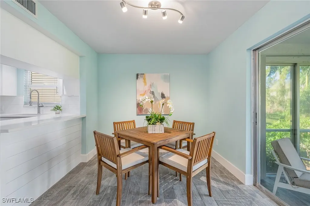 1549 Sandpiper Street Naples FL 34102