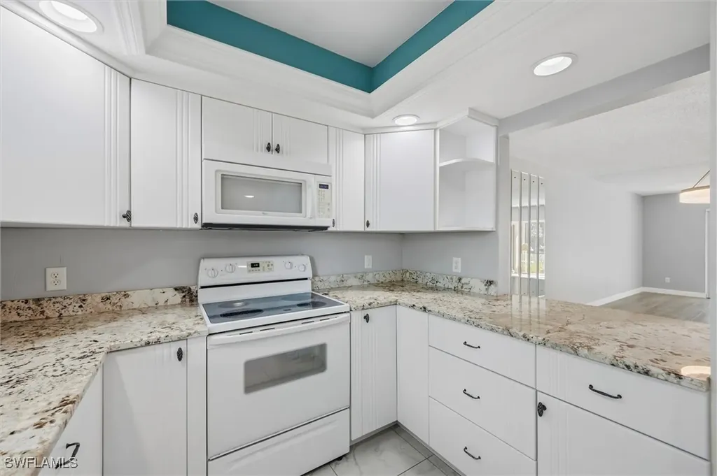 5757 Gage Lane Naples FL 34113