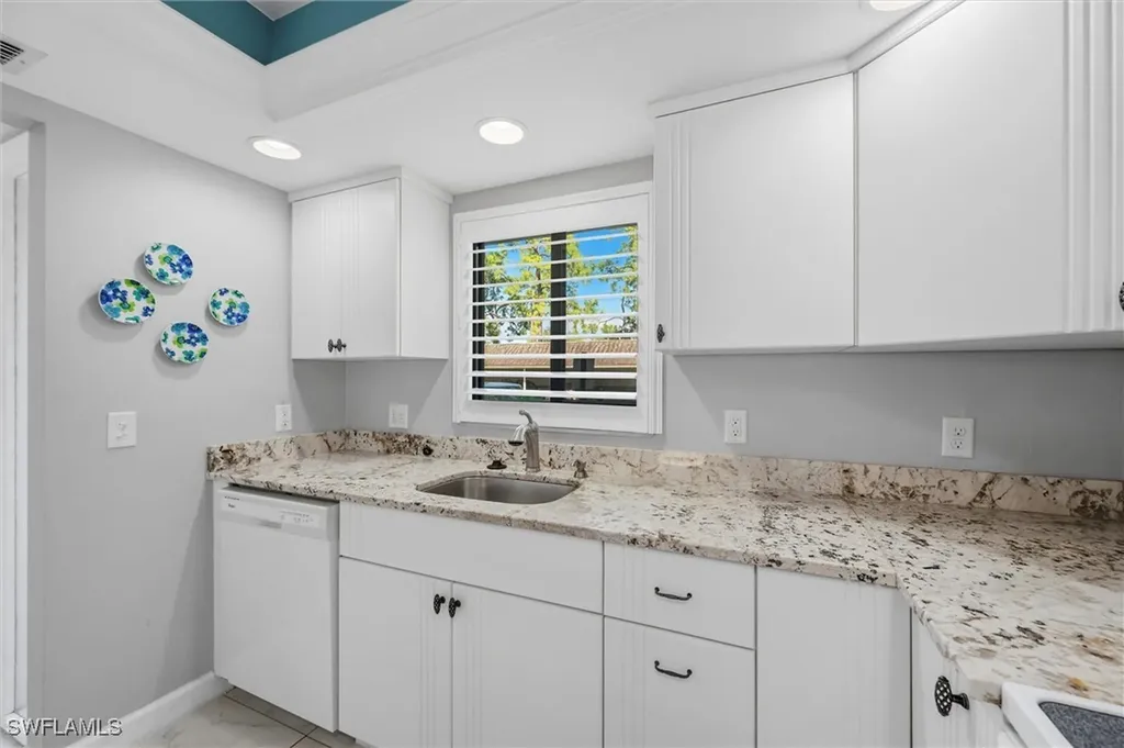 5757 Gage Lane Naples FL 34113