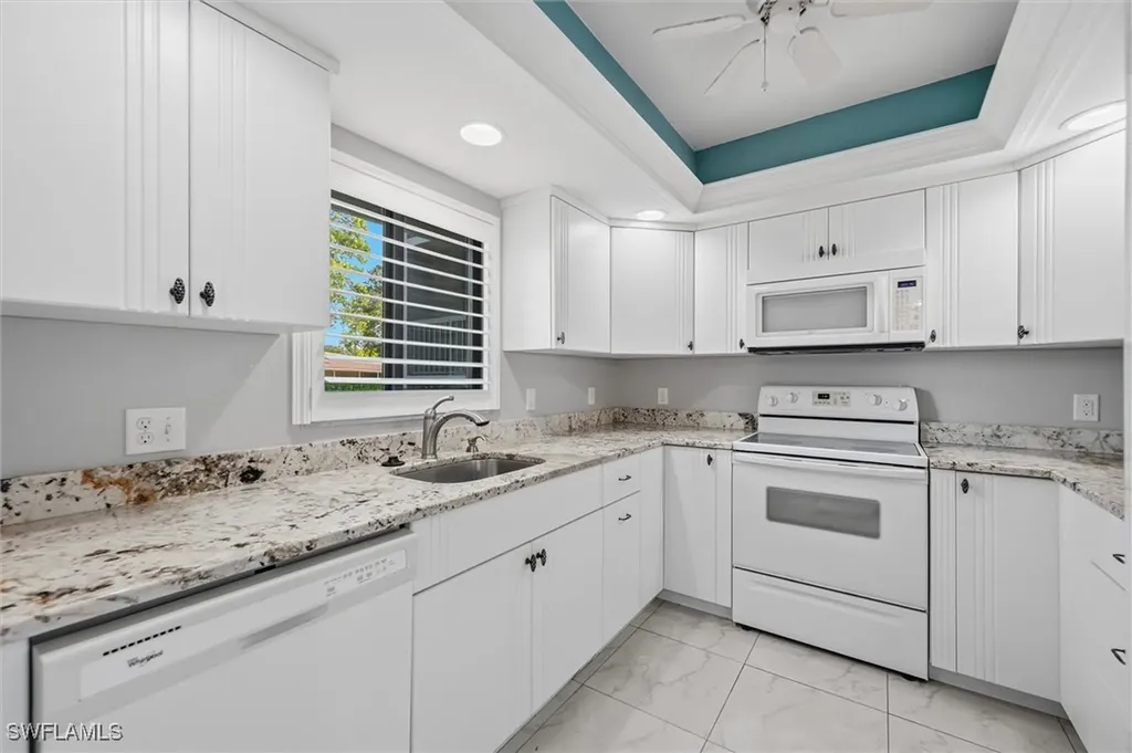 5757 Gage Lane Naples FL 34113