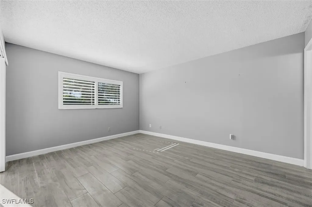 5757 Gage Lane Naples FL 34113