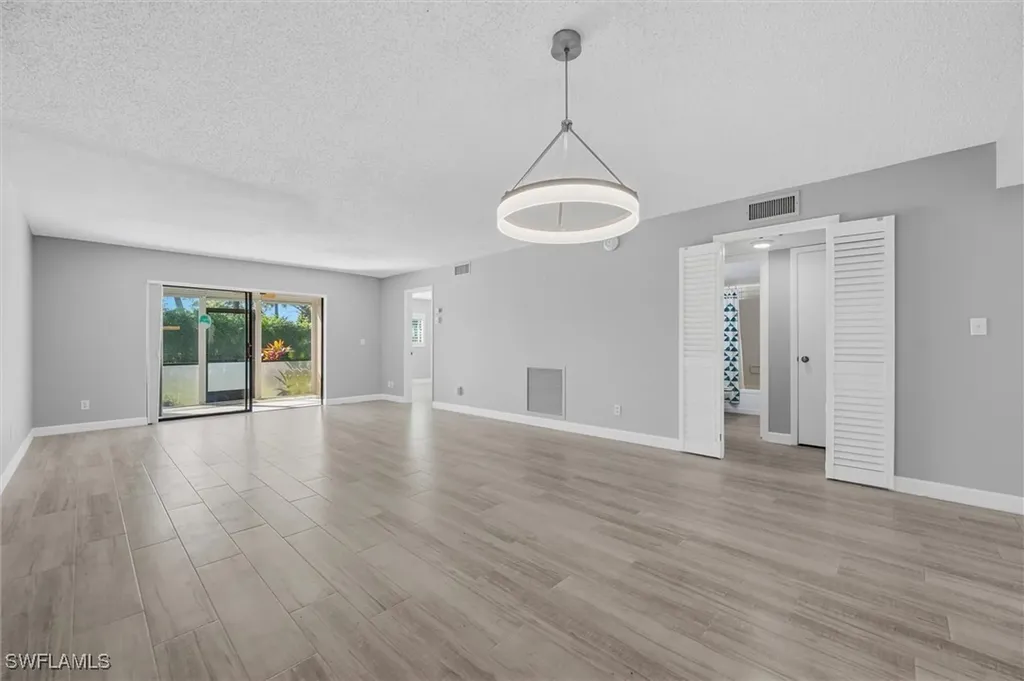 5757 Gage Lane Naples FL 34113