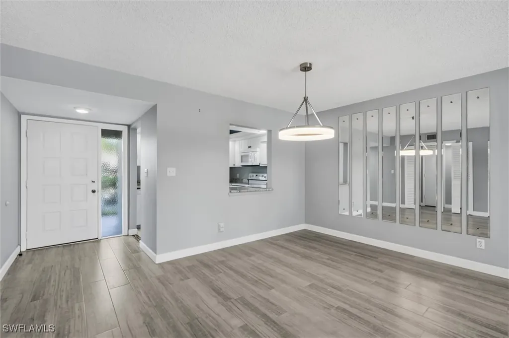 5757 Gage Lane Naples FL 34113