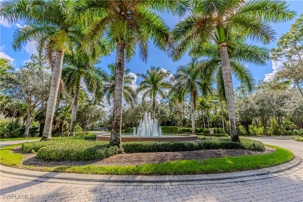 1761 Tarpon Bay Drive S Naples FL 34119