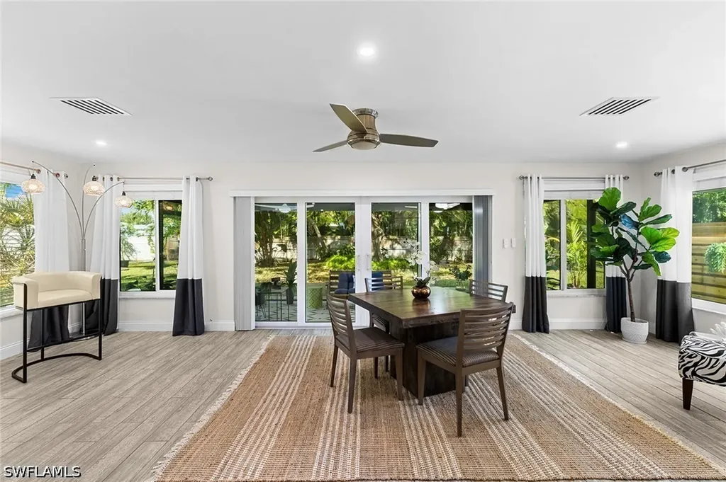 19 Knights Bridge Road Naples FL 34112