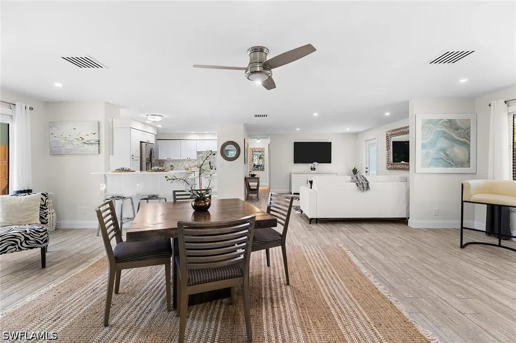 19 Knights Bridge Road Naples FL 34112