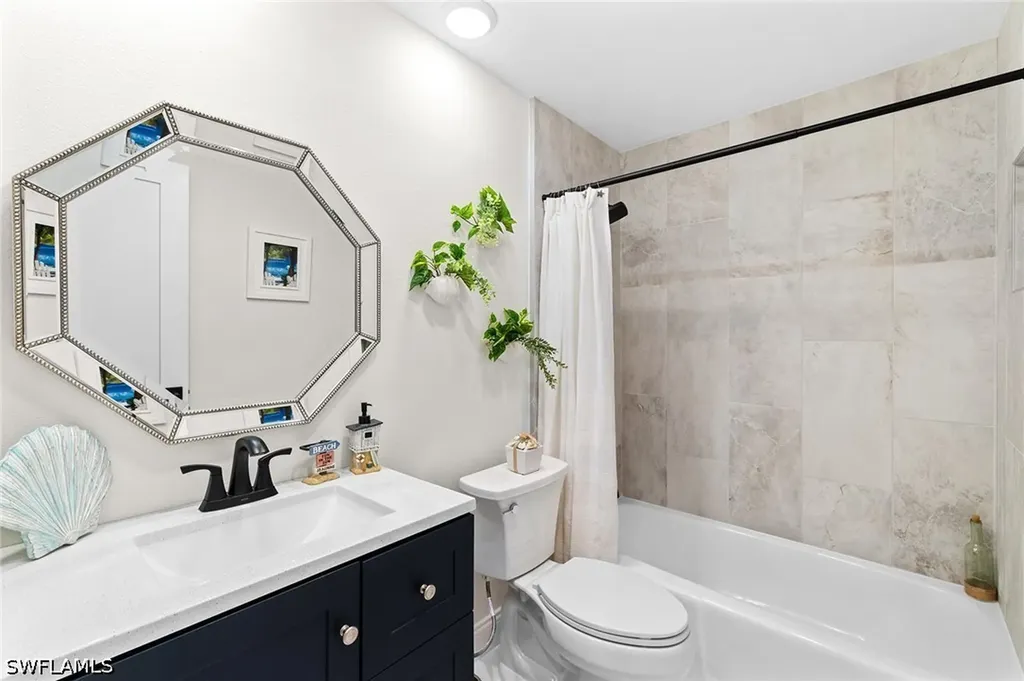 19 Knights Bridge Road Naples FL 34112