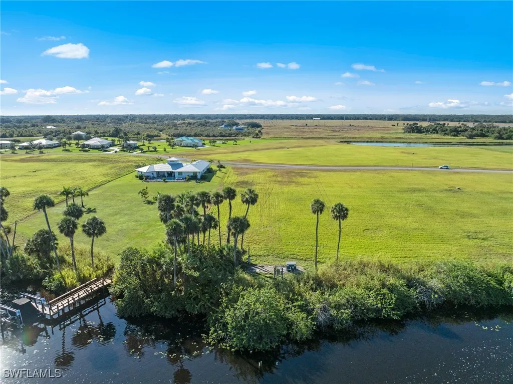 22821 Yellow Button Lane Alva FL 33920