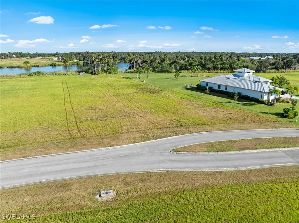 22821 Yellow Button Lane Alva FL 33920
