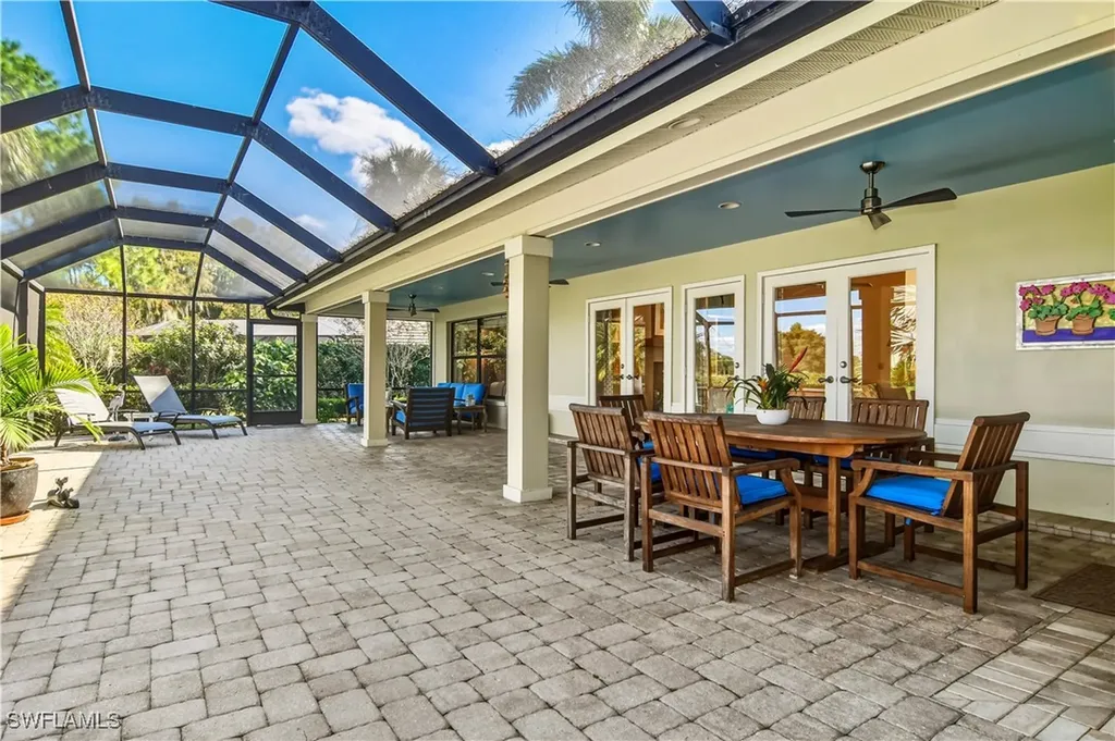 4 Stonehedge Point Naples FL 34105